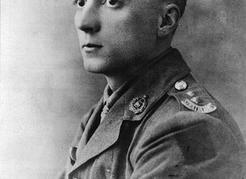 Portrait of Gordon Flowerdew