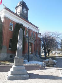 Photo of the Grand Forks Cenotaph