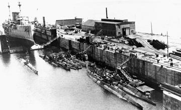 HMS H6 to H10 fitting out in Montreal, June 1915