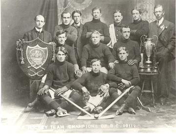 Photo of Percy McWha's hockey team